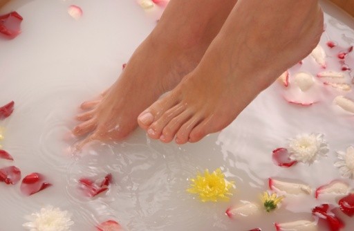 Bí quyết sở hữu đôi chân gợi cảm Bí quyết sở hữu đôi chân gợi cảm