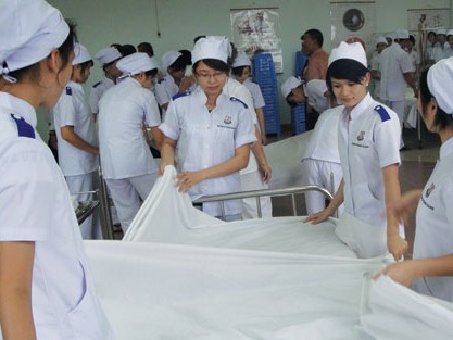 Khối ngành sức khỏe: Tăng chỉ tiêu... tăng thất nghiệp! Khối ngành sức khỏe: Tăng chỉ tiêu... tăng thất nghiệp!