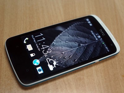 Cận cảnh HTC Desire 500 giá 7,59 triệu Cận cảnh HTC Desire 500 giá 7,59 triệu