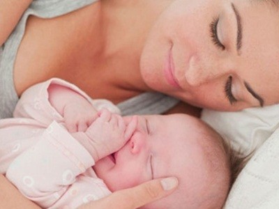 Những việc mẹ bầu nên làm ngay sau khi sinh mổ Những việc mẹ bầu nên làm ngay sau khi sinh mổ