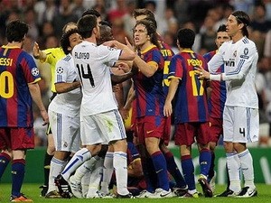 Con giết cha do bất đồng trận 'kinh điển' Real - Barca "Kinh điển" luôn nóng cả trong lẫn ngoài sân cỏ. Ảnh minh họa. (Nguồn: Getty Images)