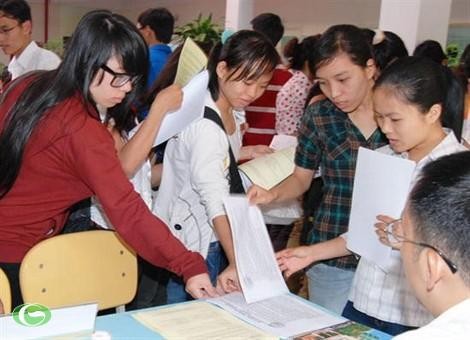 Sinh viên nào được giãn thu học phí? Ảnh minh họa