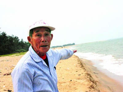Biển chưa thông, bờ đã sạt lở Biển chưa thông, bờ đã sạt lở