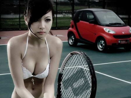 Người đẹp mặc bikini chơi thể thao cùng xế Người đẹp mặc bikini chơi thể thao cùng xế