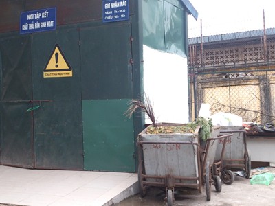 Hà Nội: Phát hiện xác trẻ sơ sinh trong viện phụ sản Hà Nội: Phát hiện xác trẻ sơ sinh trong viện phụ sản