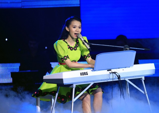 Sao nhí nóng hơn sao lớn Sao nhí nóng hơn sao lớn