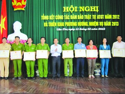 Cần Thơ thành công trong đảm bảo trật tự an toàn giao thông Cần Thơ thành công trong đảm bảo trật tự an toàn giao thông