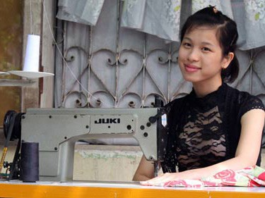 Cô gái khuyết tật đi thi hoa hậu Cô gái khuyết tật đi thi hoa hậu