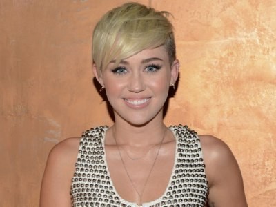 Miley Cyrus bị ‘bắt quả tang’ hút ma túy Miley Cyrus bị ‘bắt quả tang’ hút ma túy