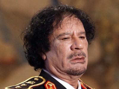 Ông Gaddafi bị bắt sống trước khi chết Ông Gaddafi bị bắt sống trước khi chết