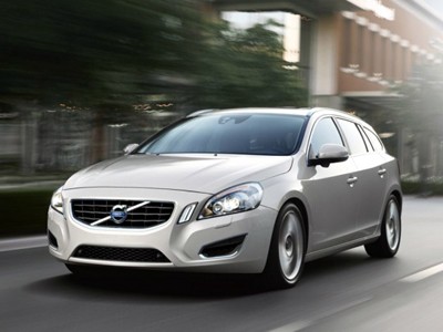 Volvo V60 – phiên bản thể thao năm cửa của S60 Volvo V60 – phiên bản thể thao năm cửa của S60
