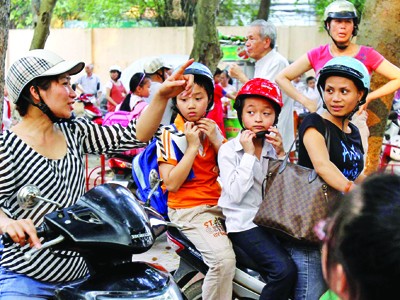 Hiểm nguy rình rập Hiểm nguy rình rập
