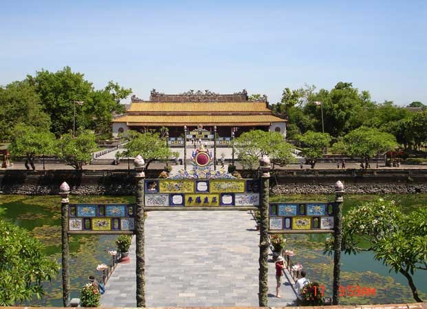 Phong thủy kiến trúc kinh thành Huế Phong thủy kiến trúc kinh thành Huế