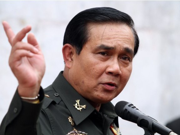 Tư lệnh quân đội Thái Lan kêu gọi đàm phán Tư lệnh quân đội Thái Lan Prayuth Chan-ocha một lần nữa kêu gọi chính phủ và thủ lĩnh biểu tình ngồi vào bàn đàm phán