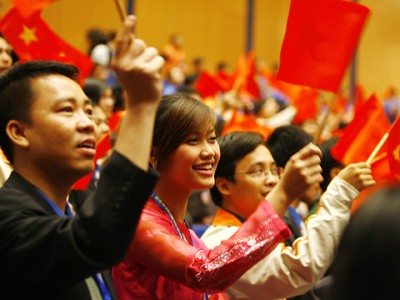 Điểm mới nổi bật là phát triển nhận thức về CNXH Điểm mới nổi bật là phát triển nhận thức về CNXH