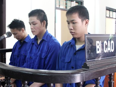 'Xin giảm án cho kẻ giết con mình, tôi cũng đau lắm' 'Xin giảm án cho kẻ giết con mình, tôi cũng đau lắm'