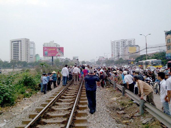 Tàu hỏa đâm chết người đàn ông Hiện trường vụ tai nạn