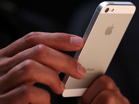 Tình báo Mỹ có khả năng truy cập bất kỳ iPhone Tình báo Mỹ có khả năng truy cập bất kỳ iPhone
