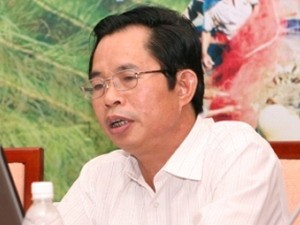 Cách chức, khai trừ đảng ông Nguyễn Trường Tô Cách chức, khai trừ đảng ông Nguyễn Trường Tô