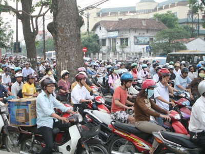 Hà Nội chưa thu được phí đường bộ từ hơn 4,5 triệu xe máy Hà Nội chưa thu được phí đường bộ từ hơn 4,5 triệu xe máy