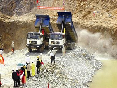 Cảnh báo dùng vốn nhà nước đầu tư ra nước ngoài Cảnh báo dùng vốn nhà nước đầu tư ra nước ngoài