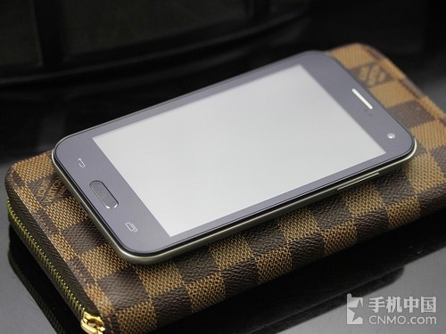 Bất ngờ với Dakele 5inch rẻ nhất thế giới Bất ngờ với Dakele 5inch rẻ nhất thế giới