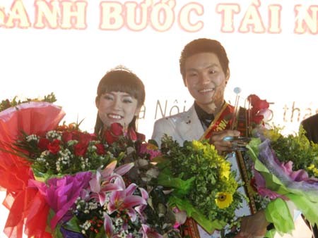Ngắm cặp đôi đẹp nhất trường đại học Y tế công cộng Ngắm cặp đôi đẹp nhất trường đại học Y tế công cộng