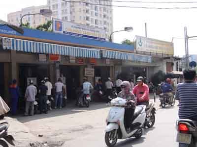 Không đủ điều kiện phải dừng kinh doanh cây xăng Không đủ điều kiện phải dừng kinh doanh cây xăng