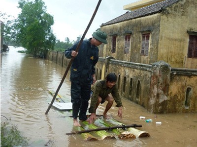 Nên thay đổi dự báo bão gần bờ Nên thay đổi dự báo bão gần bờ
