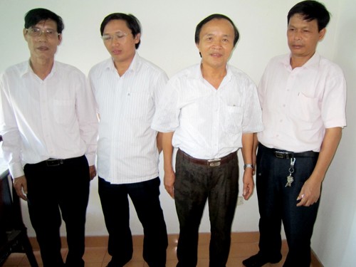 Bắt Phó giám đốc Sở giao thông đánh bạc Bắt Phó giám đốc Sở giao thông đánh bạc