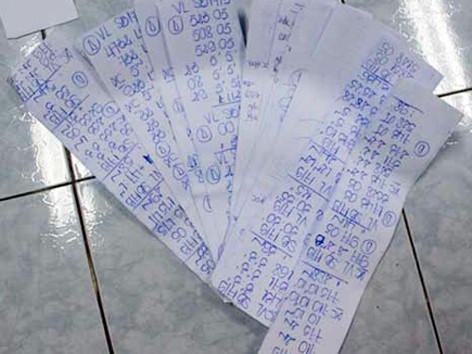 Nhức nhối lô đề tràn về làng quê Nhức nhối lô đề tràn về làng quê