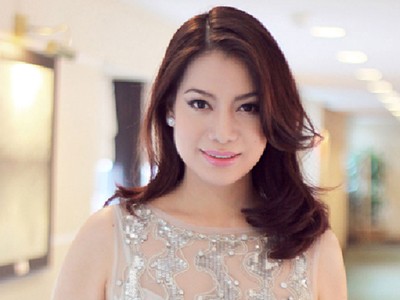 Trương Ngọc Ánh: Bị 'soi' từ cằm tới tuổi Trương Ngọc Ánh: Bị 'soi' từ cằm tới tuổi