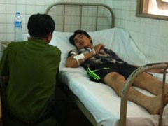 Thua bạc, hoang báo bị cướp 50 triệu đồng trước chợ Bến Thành Thua bạc, hoang báo bị cướp 50 triệu đồng trước chợ Bến Thành