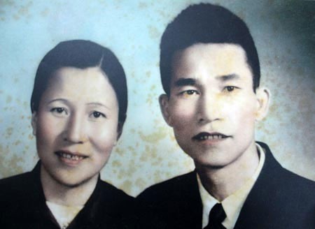 Gia đình trung tướng gả chồng cho con dâu Gia đình trung tướng gả chồng cho con dâu