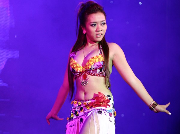 Bellydance 'đốt cháy' Chung kết FaceLook Bellydance 'đốt cháy' Chung kết FaceLook