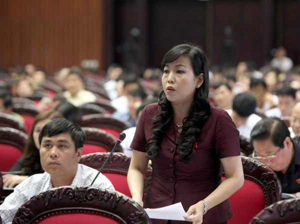 Chưa để giá điện theo thị trường Đại biểu Quốc hội Nguyễn Thanh Hải phát biểu về dự án Luật Giá sáng 28-5
Ảnh: Hồng Vĩnh