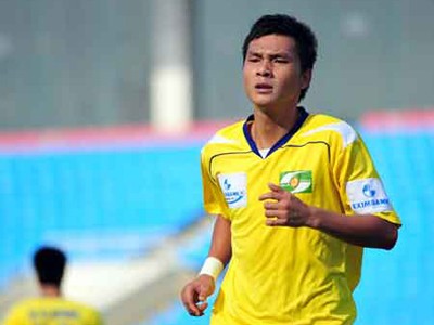 Bố Hồng Việt trải lòng sau khi con bị chém vì nghi án 'tình tay ba' Bố Hồng Việt trải lòng sau khi con bị chém vì nghi án 'tình tay ba'