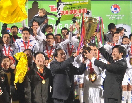Lịch sử siêu cúp Việt Nam Hà Nội T&T đoạt danh hiệu Siêu cup quốc gia 2010