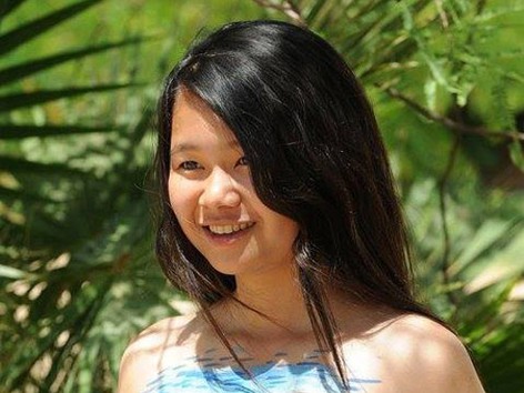 Xôn xao bức ảnh bán nude của Huyền Chip Xôn xao bức ảnh bán nude của Huyền Chip
