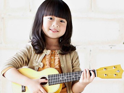 Vẻ đáng yêu của bé gái diễn Kiyomi khiến dân mạng ‘rung rinh’ Vẻ đáng yêu của bé gái diễn Kiyomi khiến dân mạng ‘rung rinh’