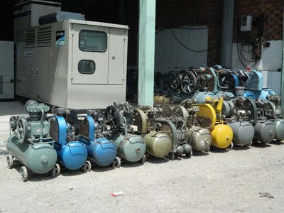 'Bom' khí nén giăng đầy phố 'Bom' khí nén giăng đầy phố
