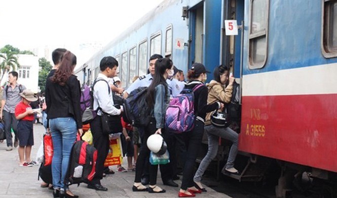Bắt đầu bán vé tàu Tết Kỷ Hợi 2019 tại ga Sài Gòn Bắt đầu bán vé tàu Tết Kỷ Hợi 2019 tại ga Sài Gòn
