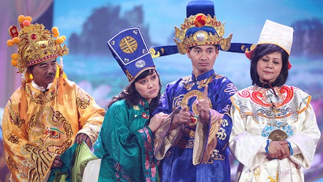 Vân Dung: 'Có người nhầm tôi là vợ Xuân Bắc' Vân Dung thường "mè nheo" tổng đạo diễn Đỗ Thanh Hải để có thêm đất diễn cho vai Táo của mình