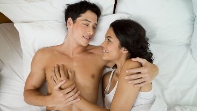 ‘Yêu' có tác dụng giảm cân như chạy bộ Cơ thể đàn ông đốt cháy khoảng 120 calo sau mỗi lần yêu