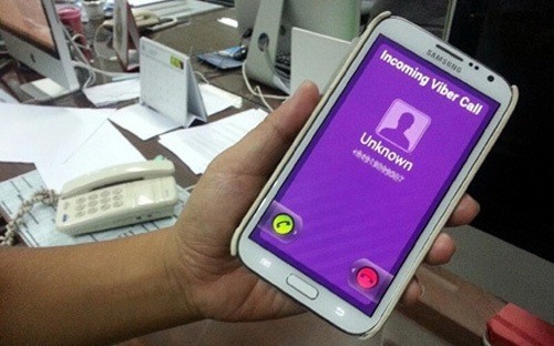 'Viettel chưa bao giờ có ý định mua Viber' Trong khi các doanh nghiệp OTT miễn phí dịch vụ và tìm kiếm doanh thu, lợi nhuận bằng quảng cáo, còn các nhà mạng thì chẳng thể làm như thế được.