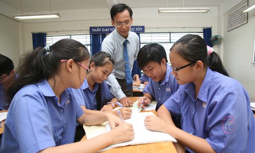 Rớt đại học nhưng không vào trường nghề Học sinh lớp 9 Trường THCS Nguyễn Văn Luông, Q.6 (TP.HCM) - quận được đánh giá thực hiện tốt công tác phân luồng học sinh sau THCS - Ảnh: Đào Ngọc Thạch