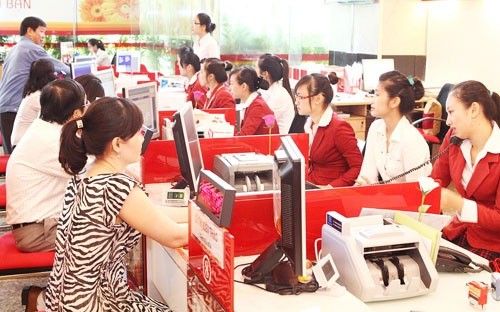 Ồ ạt dòng vốn rẻ từ các ngân hàng Với nguồn vốn giá rẻ, dường như đây là thời điểm tốt để khách hàng vay vốn