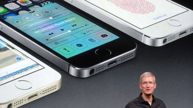 Bài toán 160 tỷ USD của Apple Số tiền mặt Apple hiện có là 159 tỷ USD. Ảnh: AFP