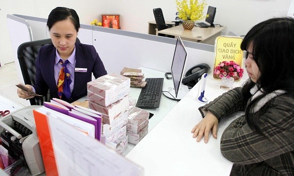 Lương ngân hàng nào cao nhất năm 2013? Ảnh minh họa