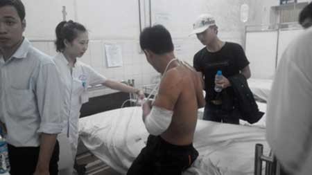 Kết cục bi thảm cho các “đại ca” xù nợ Một đàn em của Hải "mán" đang được cấp cứu tại bệnh viện.